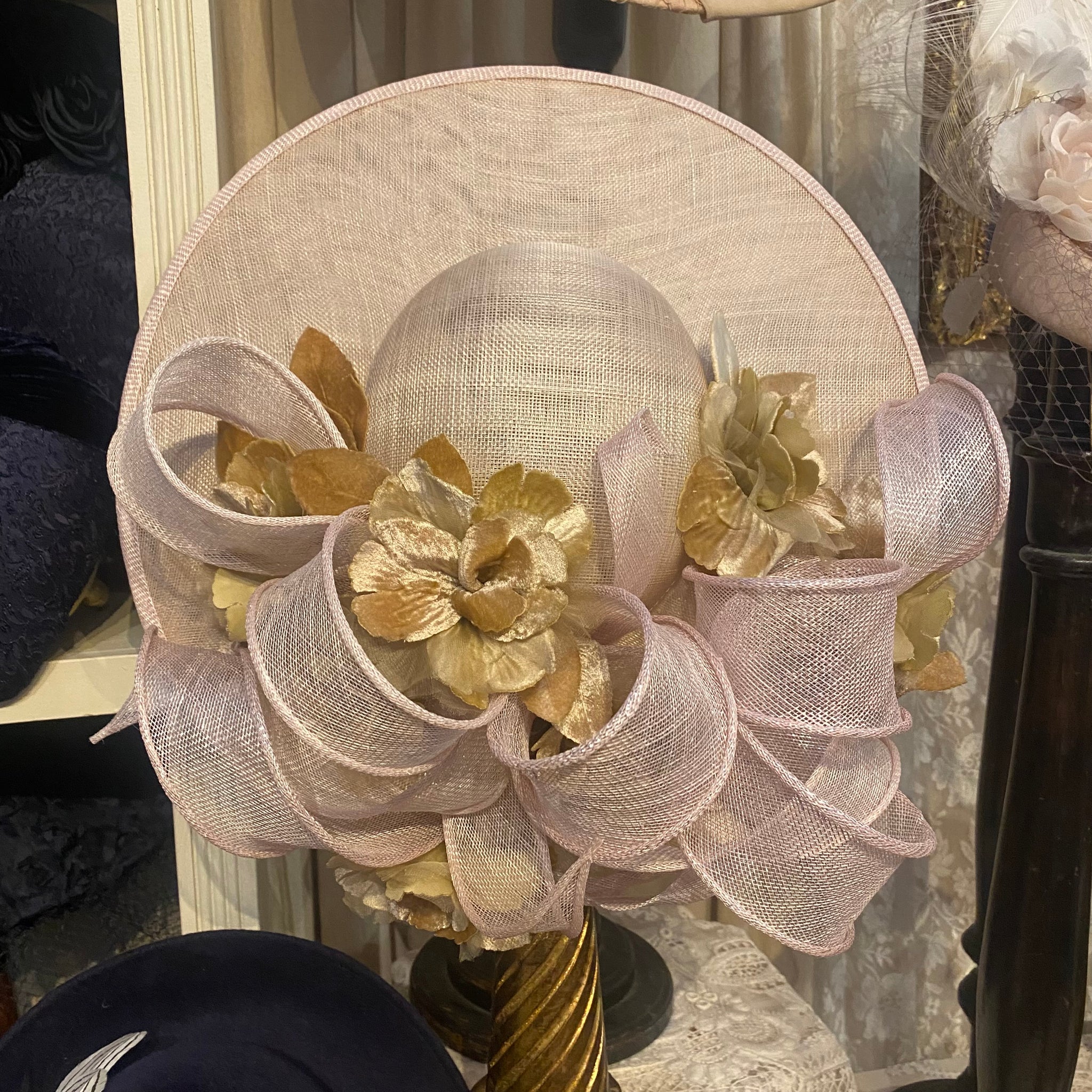 Metallic Swirl Fleur