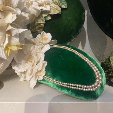 Pearl green moon