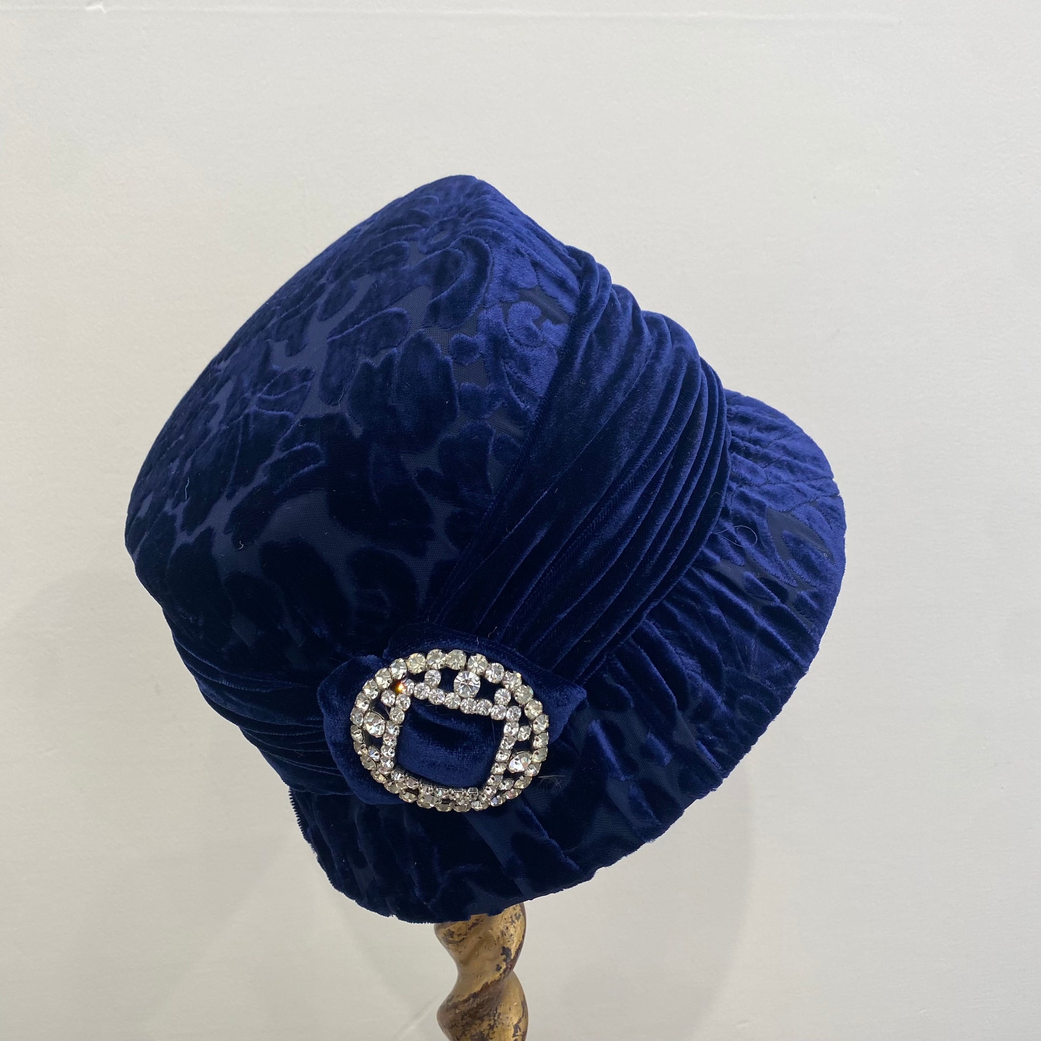 Devore Cloche Navy