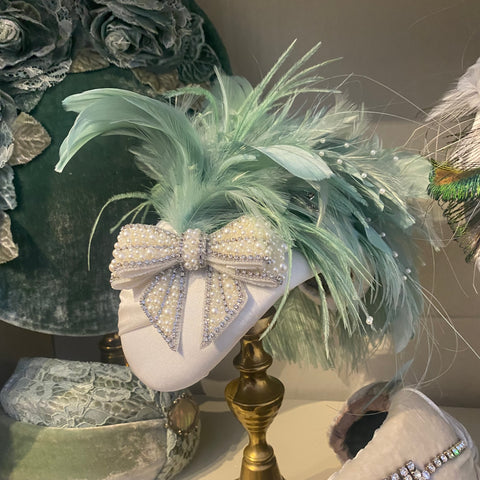 Green ostrich moon