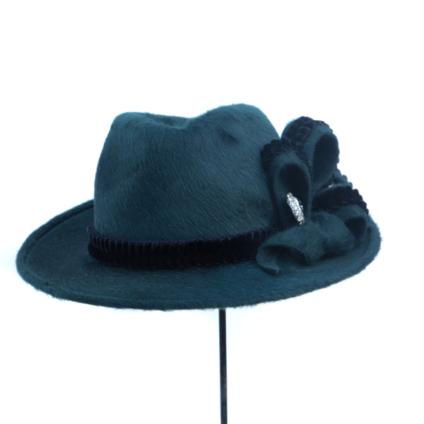 Bottle Pleat Trilby