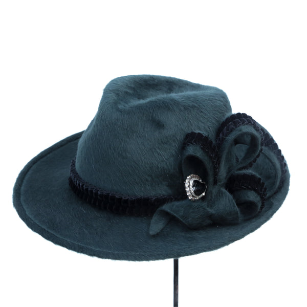 Bottle Pleat Trilby