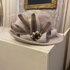 Oat Trilby