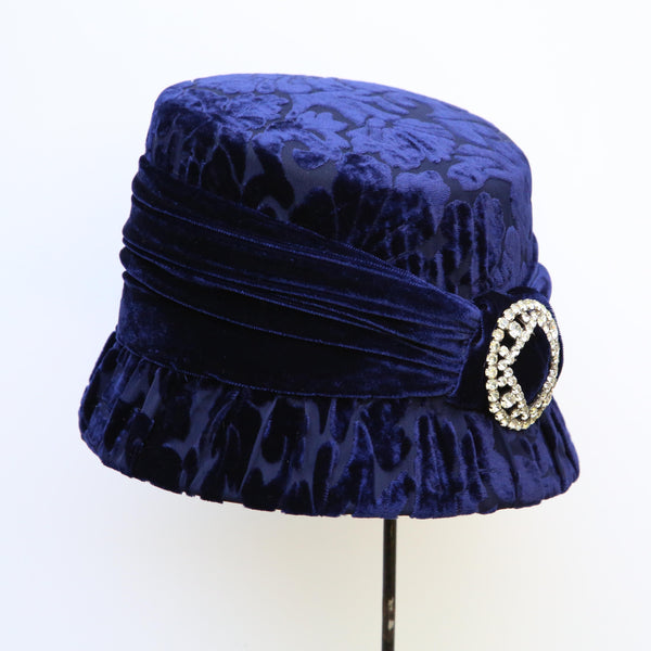 Devore Cloche Navy