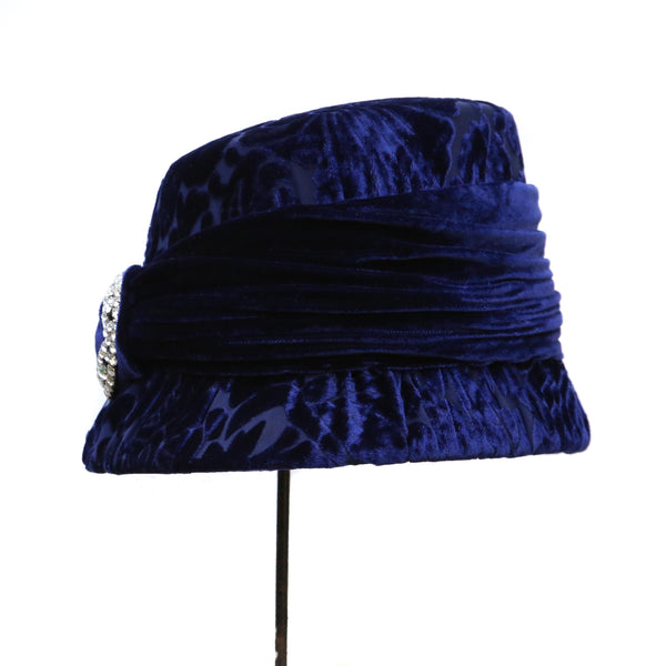 Devore Cloche Navy