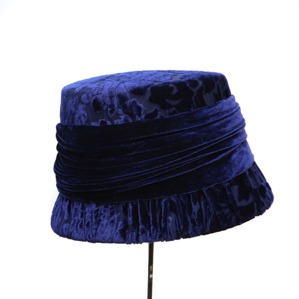 Devore Cloche Navy