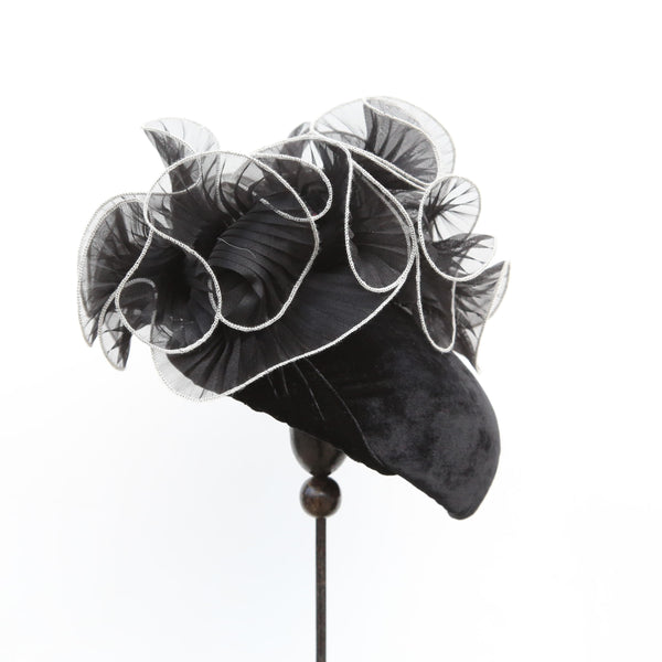 Noir Swirl ~ SOLD