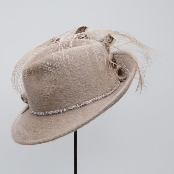 Oat Trilby