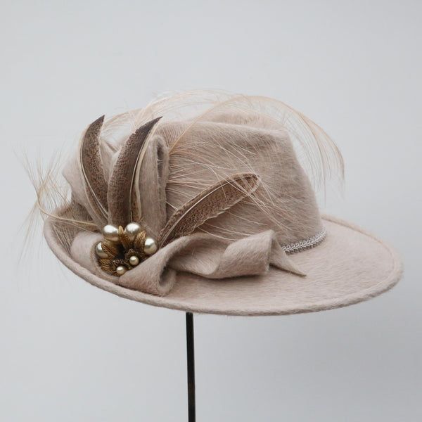 Oat Trilby