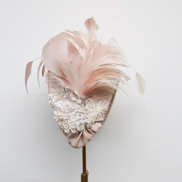 Pale Pink Nude Lace Moon