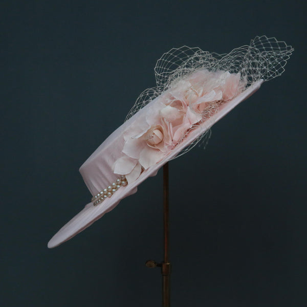 Peach Pearl Boater