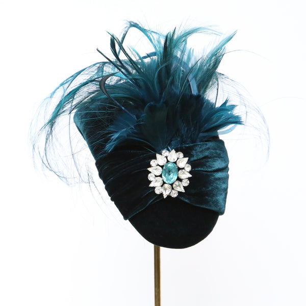 Teal almond