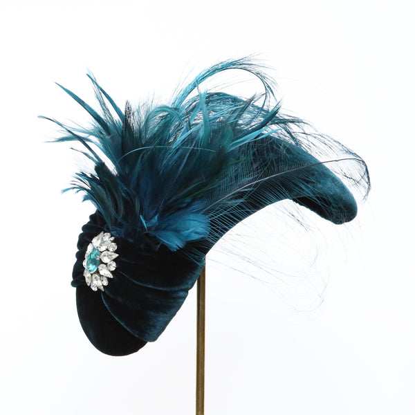 Teal almond