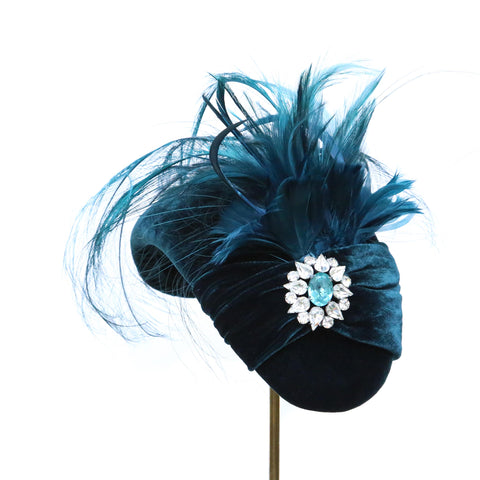 Teal almond