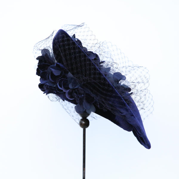 Veiled Velvet Bleu