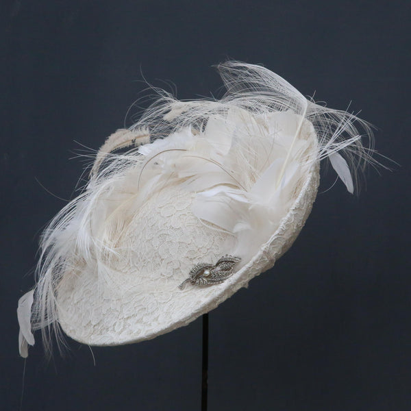 Vintage Lace Ostrich