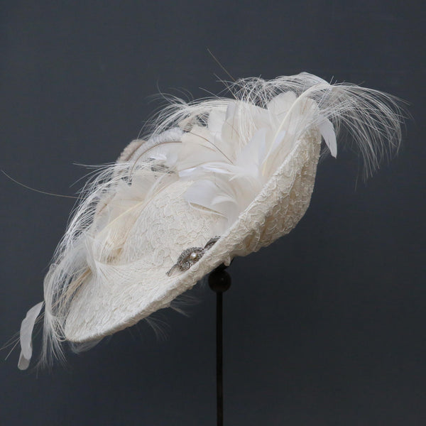 Vintage Lace Ostrich