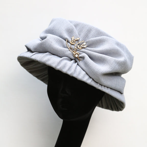 Grey Bow ~ SOLD