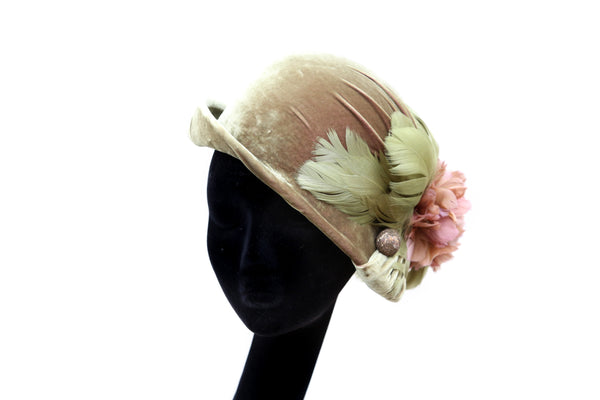 Lady Cloche ~ SOLD