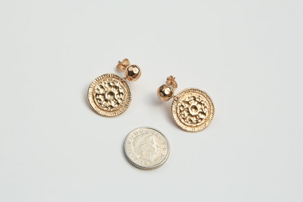 Aphrodite Studs