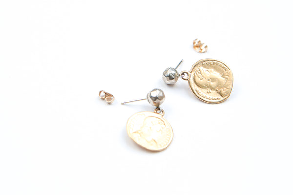 Romana Studs
