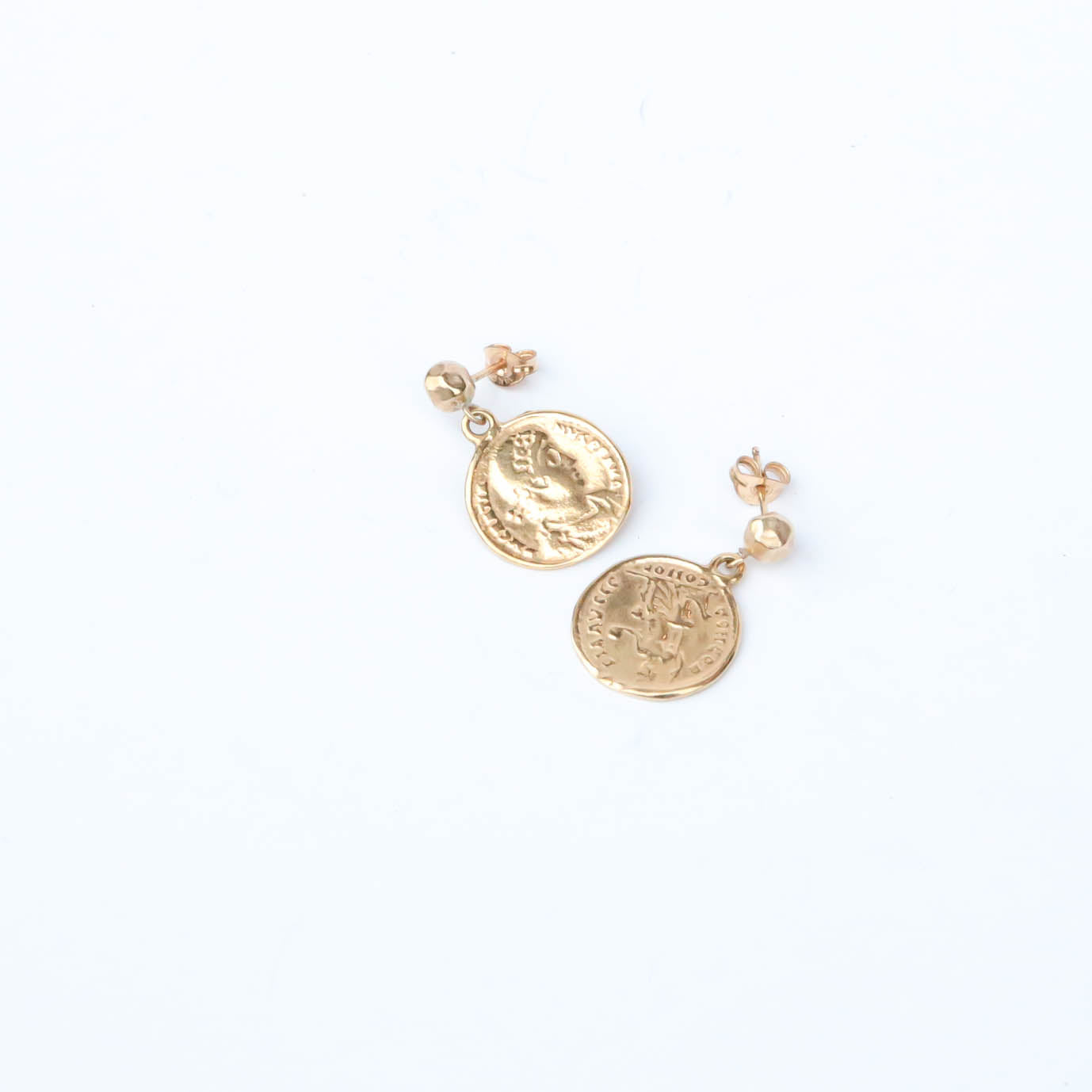 Romana Studs